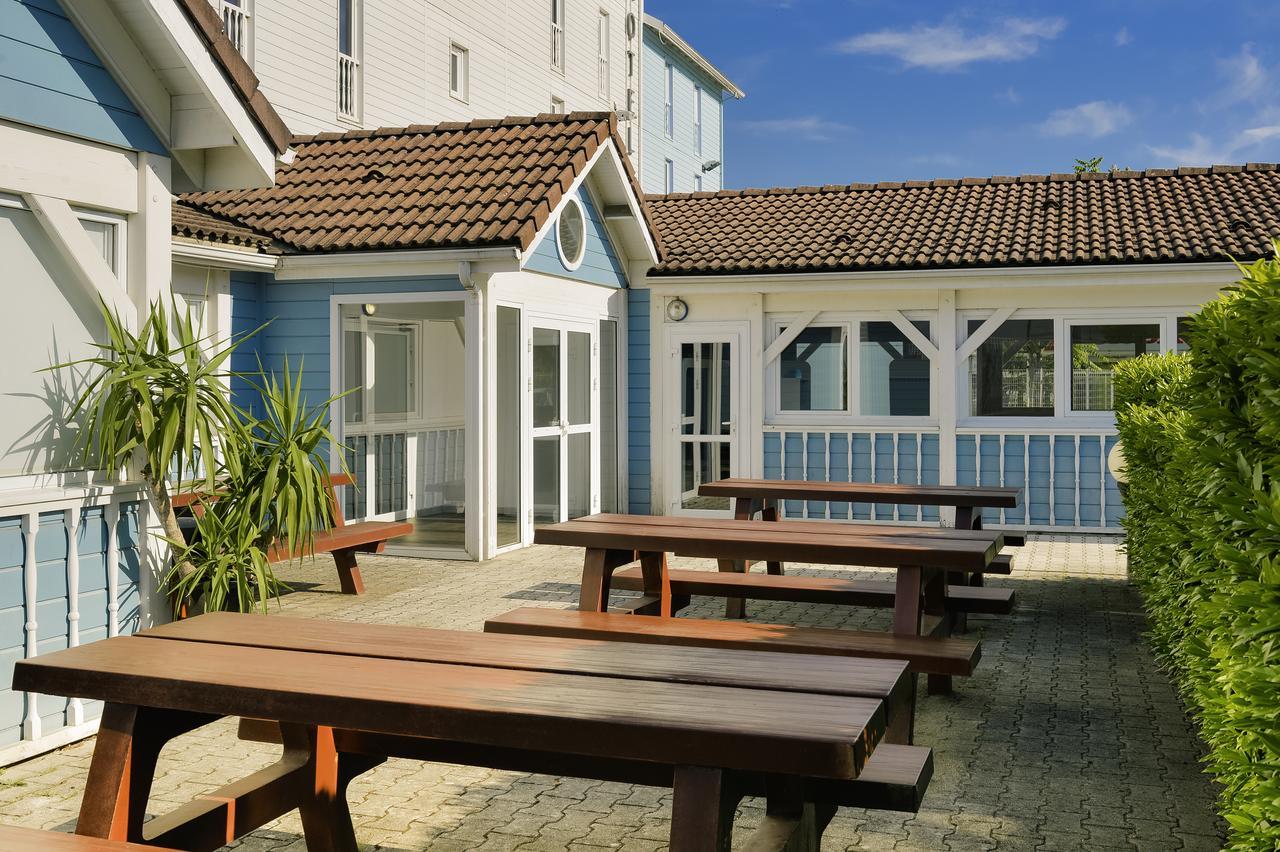 Ibis budget Chambéry Centre Ville Exterior foto