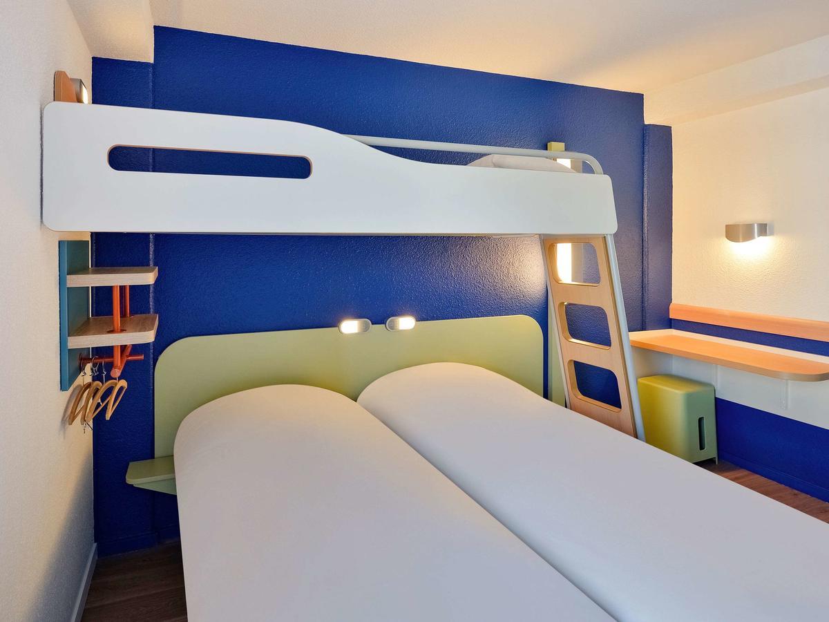 Ibis budget Chambéry Centre Ville Exterior foto