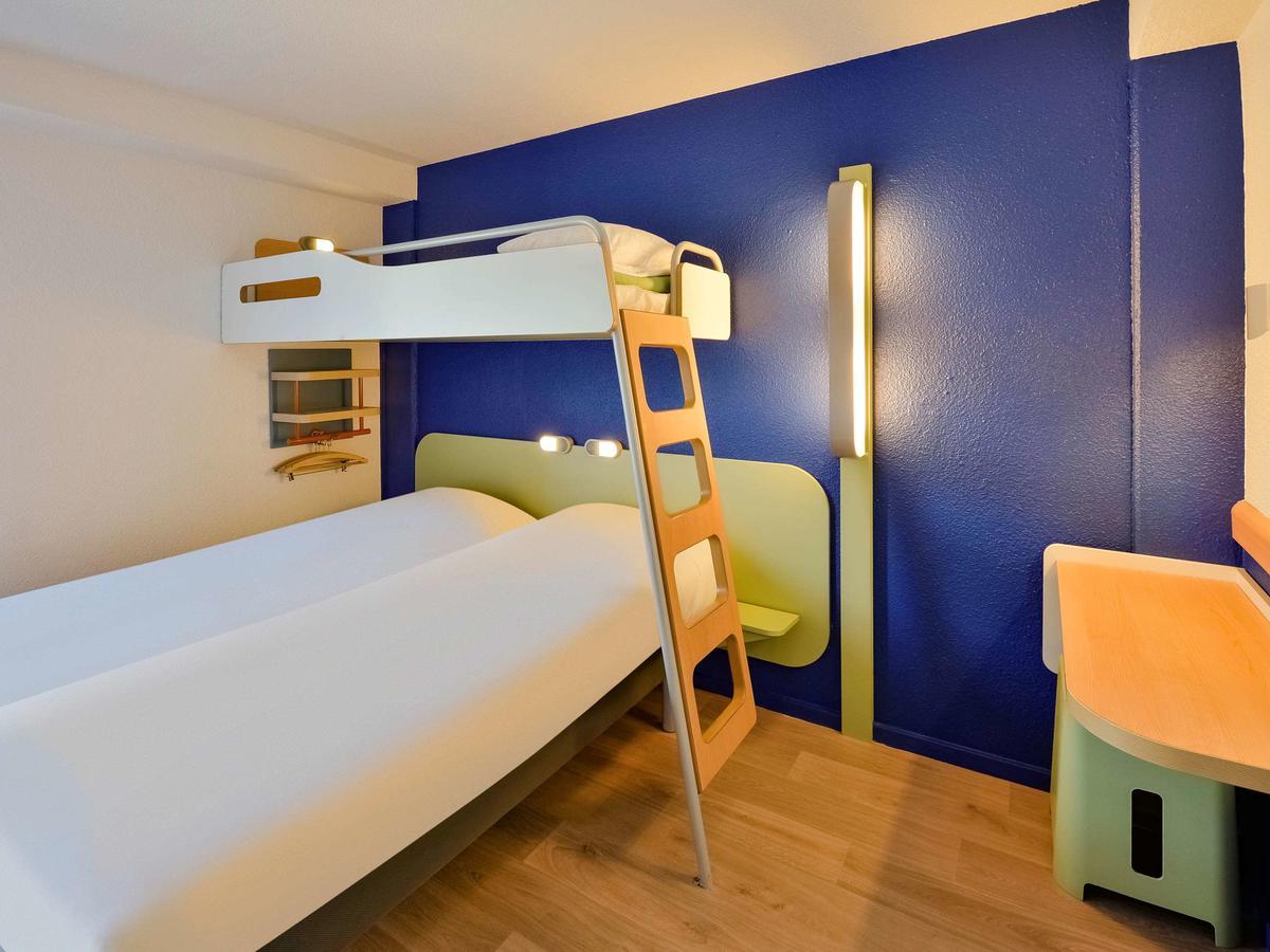 Ibis budget Chambéry Centre Ville Exterior foto