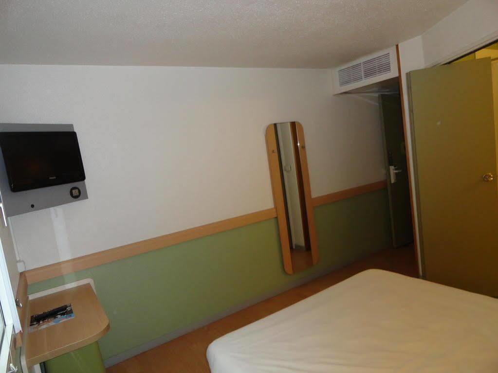 Ibis budget Chambéry Centre Ville Exterior foto