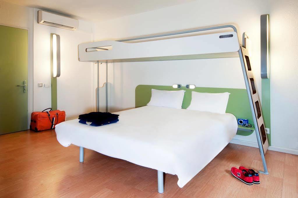 Ibis budget Chambéry Centre Ville Exterior foto