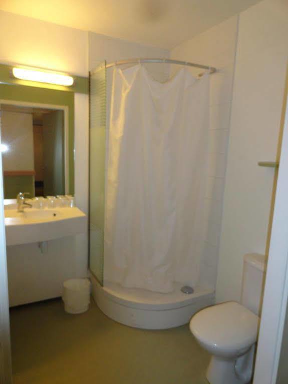 Ibis budget Chambéry Centre Ville Exterior foto